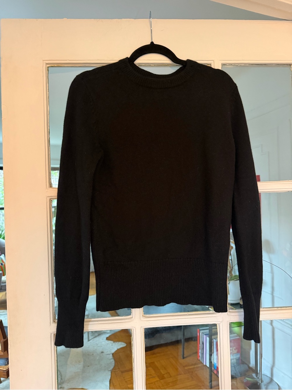 Classic Theory Woman’s Black 100% Salomay Cashmere Crewneck Sweater